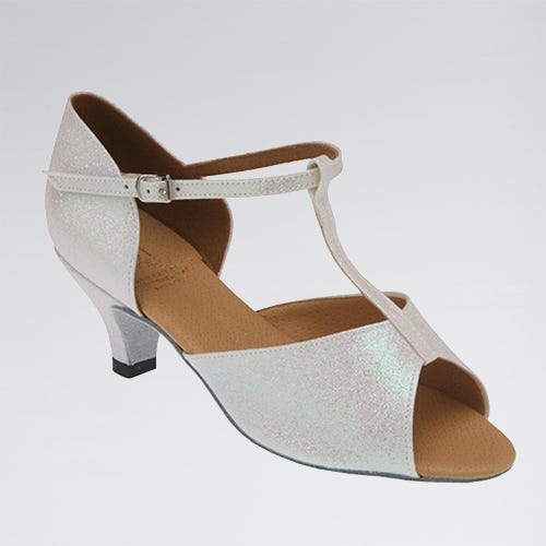 Charakterschuhe aus PU